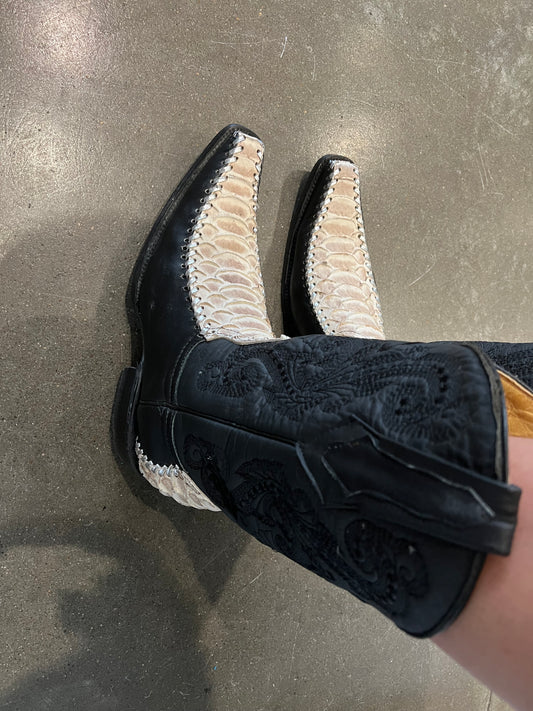 Vtg leather snakeskin boots